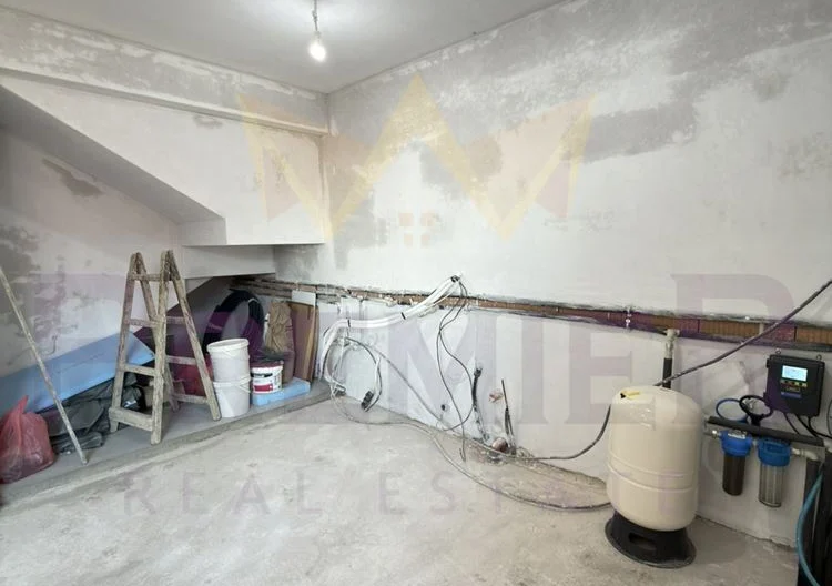 ДВУЕТАЖНА КЪЩА, ИЗГРЕВ - - снимка 6 - Имоти Премиер