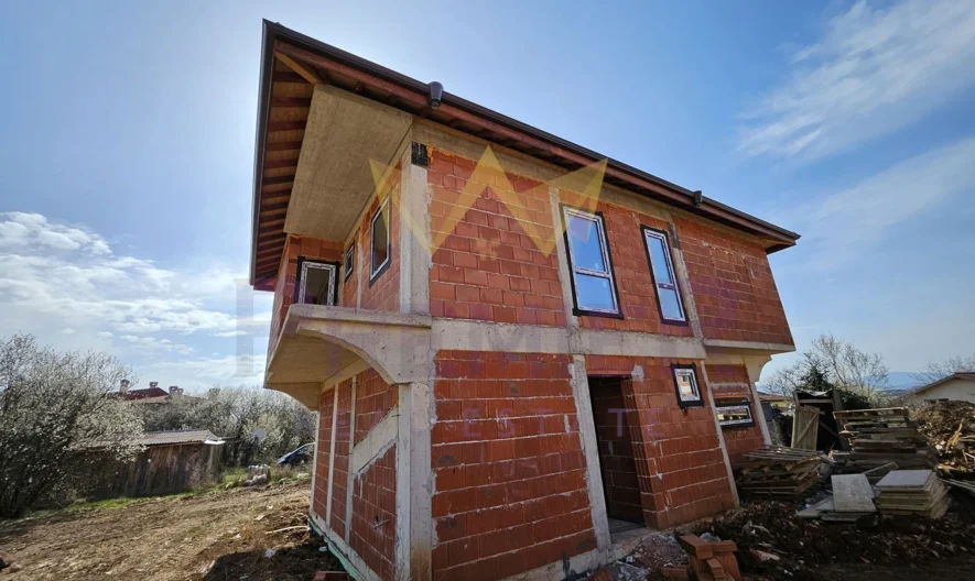 Двуетажна къща Костинброд -  - снимка 6 - Имоти Премиер