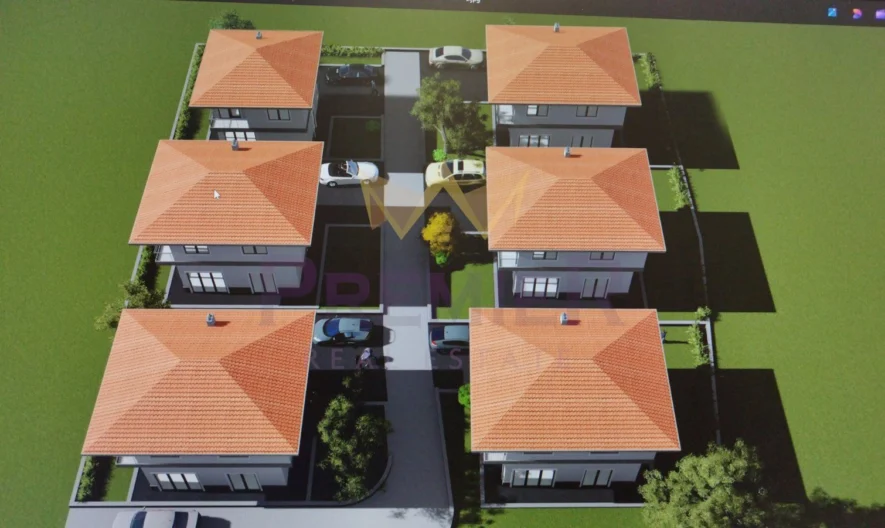 Двуетажна къща м-т Ментешето -  - снимка 6 - Имоти Премиер