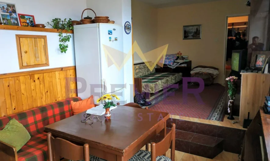 Двуетажна Къща с 600кв. Двор в кв.Виница гр.Варна -  - снимка 18 - Имоти Премиер