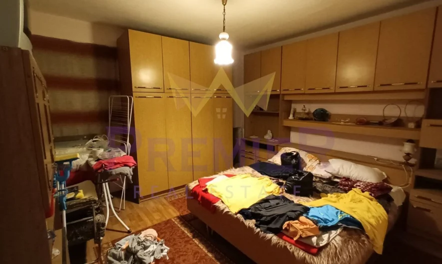 Двуетажна къща с. Бенковски - - снимка 15 - Имоти Премиер