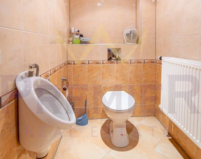 Двуетажна къща с гараж с.Оброчище -  - снимка 13 - Имоти Премиер