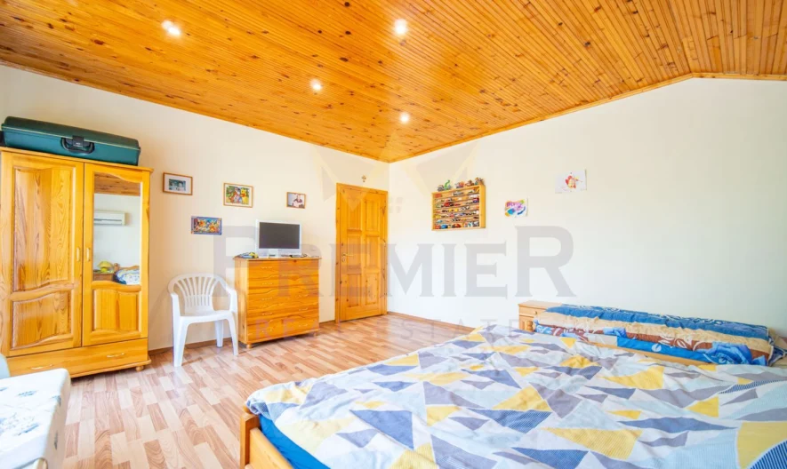 Двуетажна къща с гараж с.Оброчище -  - снимка 6 - Имоти Премиер