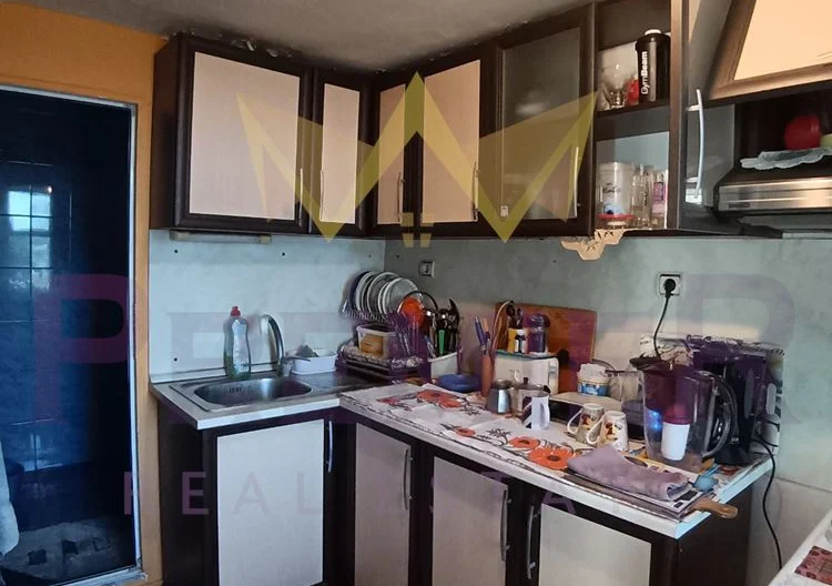 Двуетажна къща с морска гледка в м-т Св. Никола, Варна - - снимка 21 - Имоти Премиер