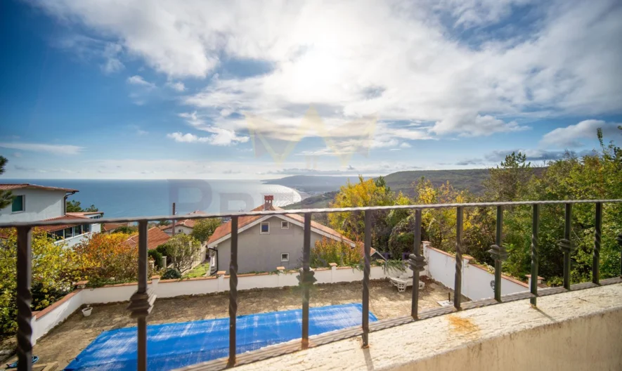 Двуетажна къща с морска панорама - - снимка 1 - Имоти Премиер