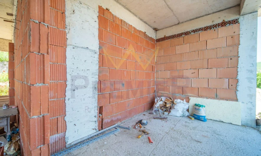 Двуетажна къща с морска панорама - - снимка 12 - Имоти Премиер