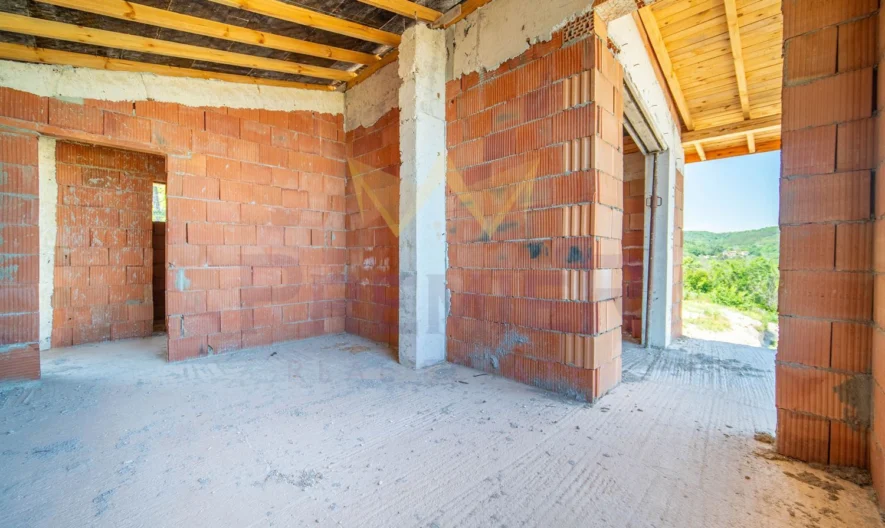 Двуетажна къща  с морска панорама -  - снимка 12 - Имоти Премиер