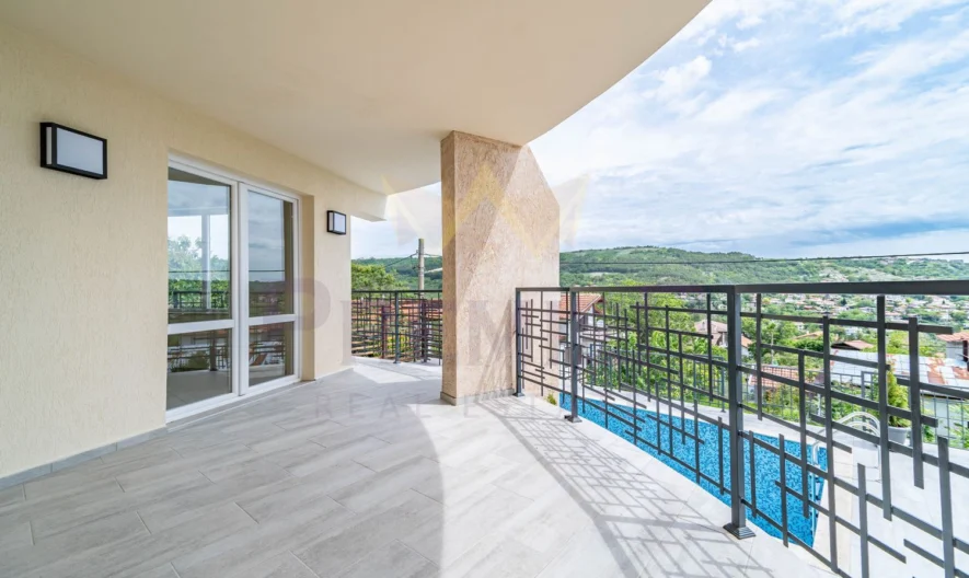 Двуетажна къща с морска панорама - - снимка 15 - Имоти Премиер