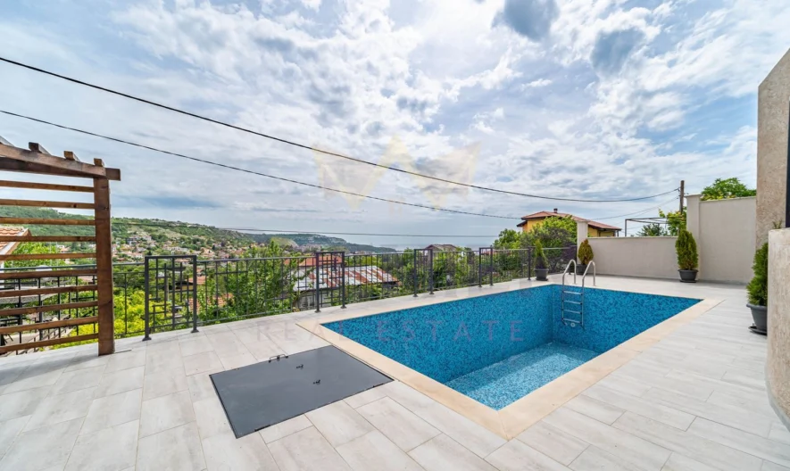 Двуетажна къща с морска панорама - - снимка 16 - Имоти Премиер