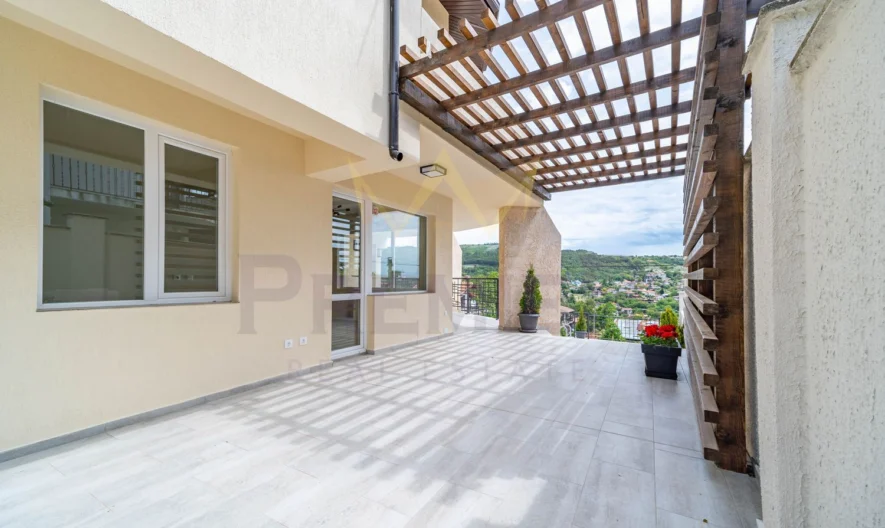 Двуетажна къща с морска панорама -  - снимка 20 - Имоти Премиер