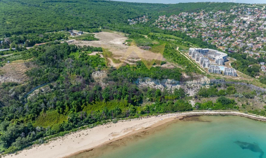 Двуетажна къща с морска панорама - - снимка 26 - Имоти Премиер