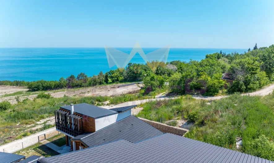 Двуетажна къща  с морска панорама -  - снимка 27 - Имоти Премиер