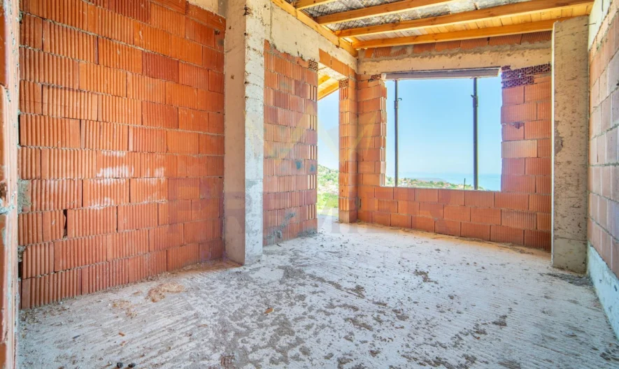 Двуетажна къща  с морска панорама -  - снимка 9 - Имоти Премиер