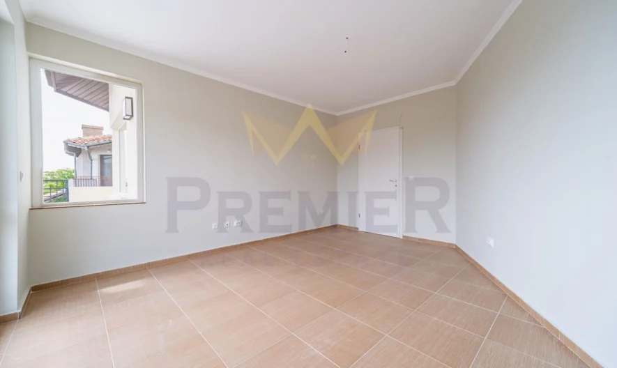 Двуетажна къща с морска панорама -  - снимка 9 - Имоти Премиер