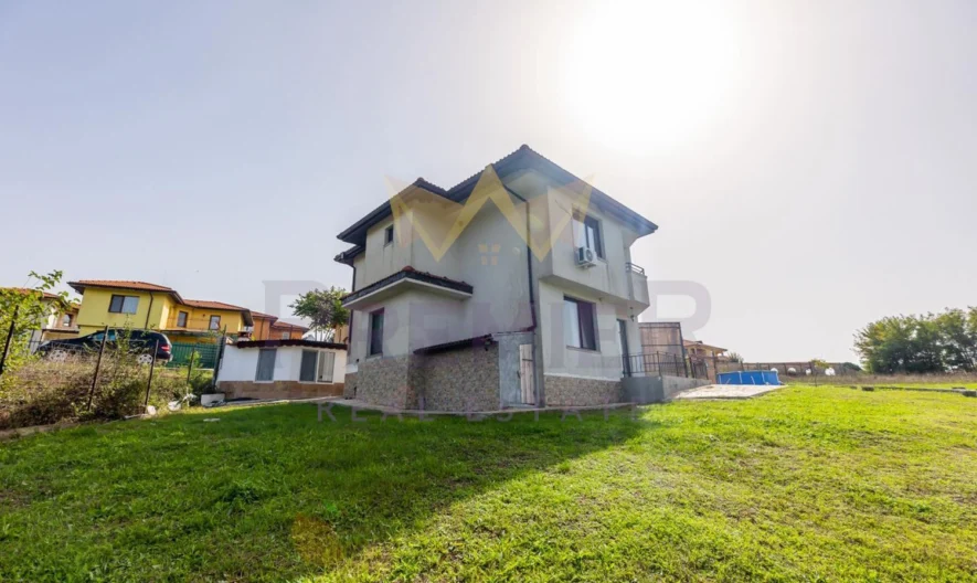 Двуетажна къща с. Приселци -  - снимка 3 - Имоти Премиер