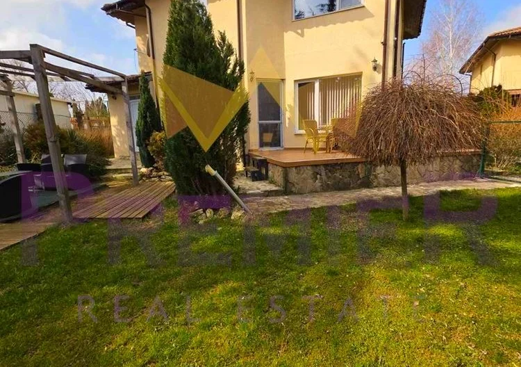 Двуетажна къща, село Кичево -  - снимка 1 - Имоти Премиер