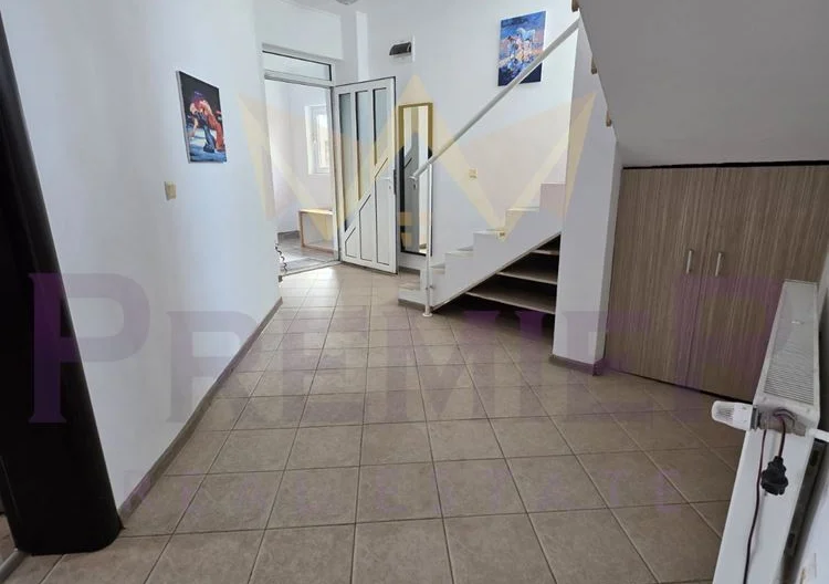 Двуетажна къща, село Кичево -  - снимка 33 - Имоти Премиер