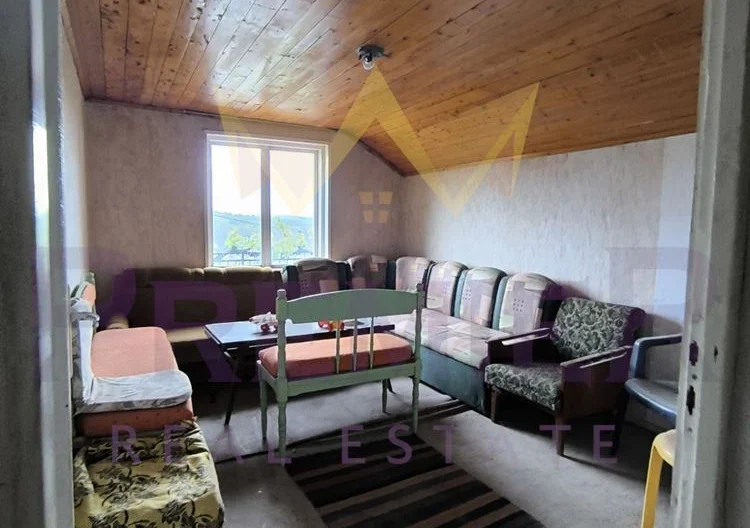 Двуетажна къща село Константиново, площ-193 кв.м. - - снимка 10 - Имоти Премиер