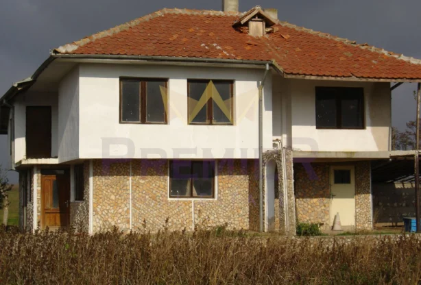 Агенция за недвижими имоти - Имоти Премиер - имот - 678703, Цена: 76000 EUR