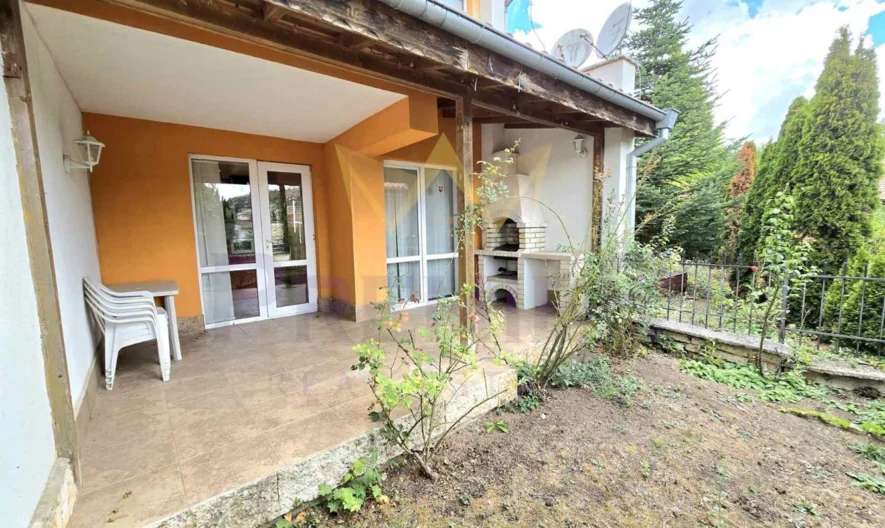 Двуетажна къща тип Таунхаус гр. Балчик - - снимка 13 - Имоти Премиер