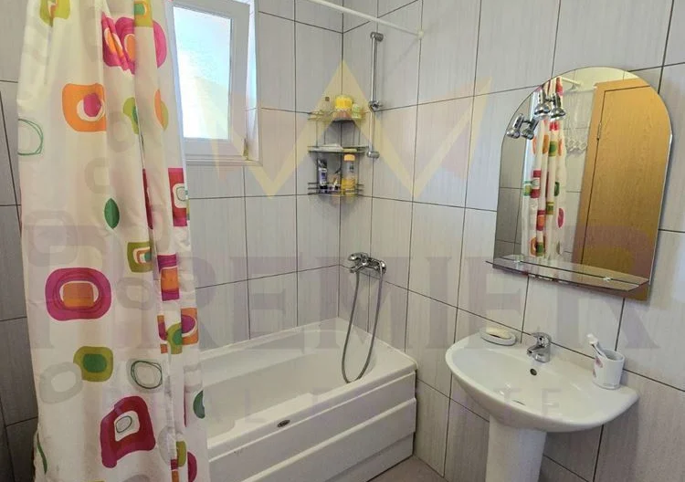 Двуетажна къща тип Таунхаус гр. Балчик - - снимка 16 - Имоти Премиер