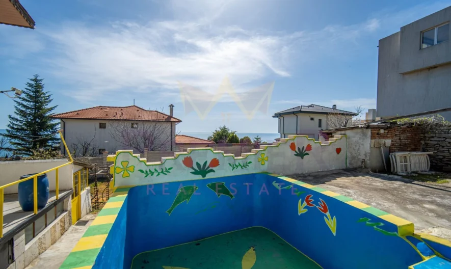 Двуетажна къща в Балчик -  - снимка 1 - Имоти Премиер