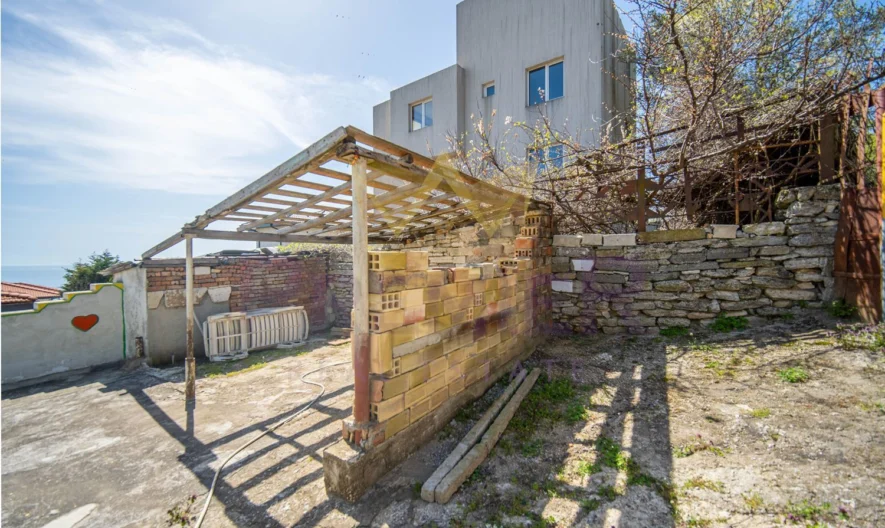 Двуетажна къща в Балчик -  - снимка 11 - Имоти Премиер