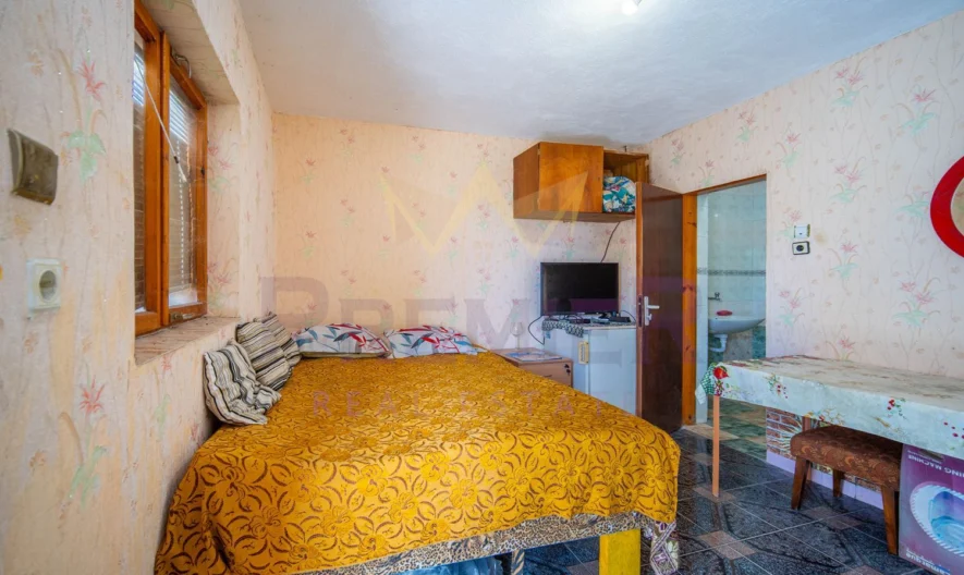 Двуетажна къща в Балчик -  - снимка 13 - Имоти Премиер