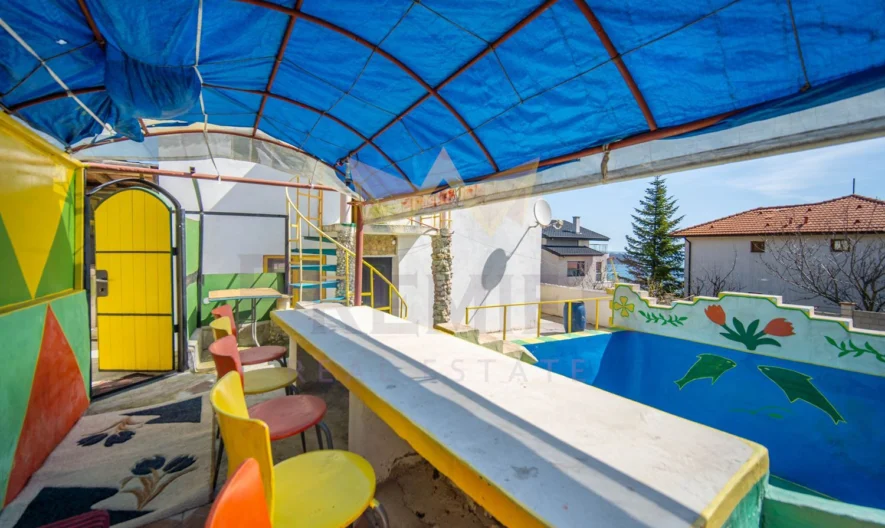 Двуетажна къща в Балчик -  - снимка 4 - Имоти Премиер