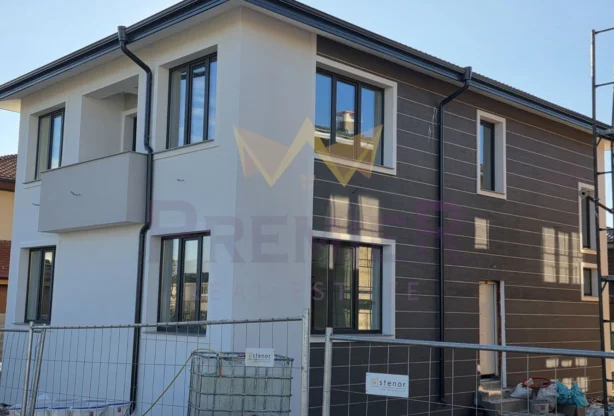 Агенция за недвижими имоти - Имоти Премиер - имот - 1198238, Цена: 300000 EUR