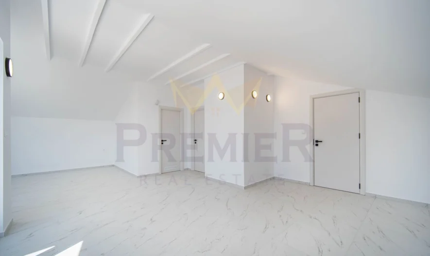 Двуетажна къща в гр. Балчик -  - снимка 5 - Имоти Премиер