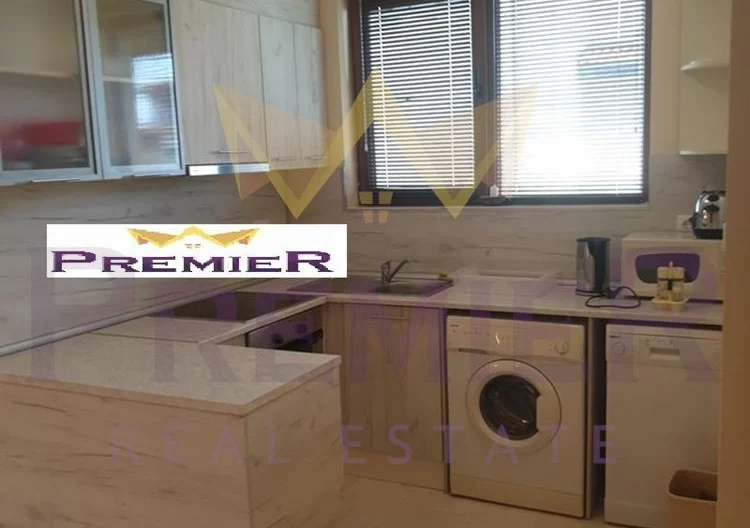 Двуетажна къща в гр. Балчик - - снимка 5 - Имоти Премиер