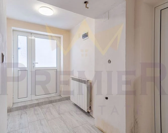 Двуетажна къща в гр. Бяла - - снимка 10 - Имоти Премиер