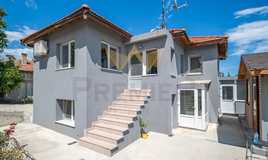 Двуетажна къща в гр. Бяла - - снимка 21 - Имоти Премиер