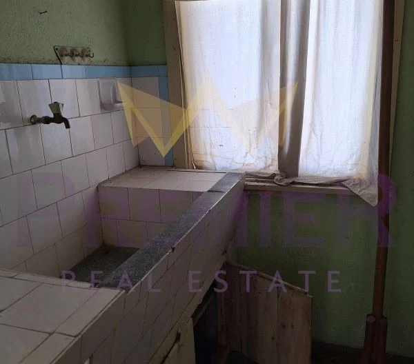 Двуетажна къща в град Аксаково -  - снимка 10 - Имоти Премиер