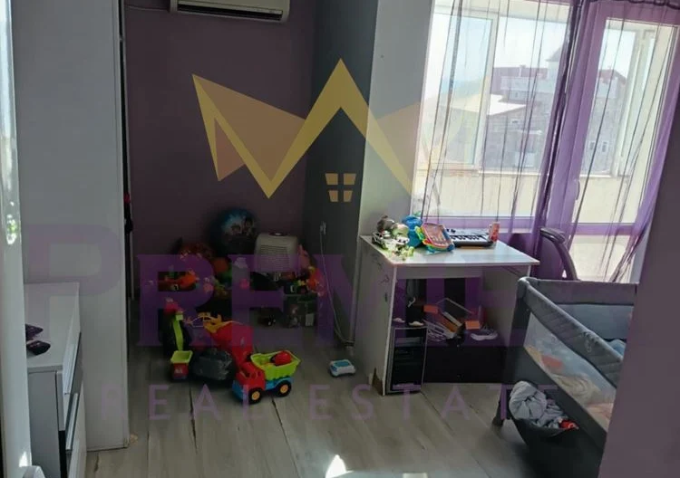 Двуетажна Къща в гр.Аксаково -  - снимка 7 - Имоти Премиер