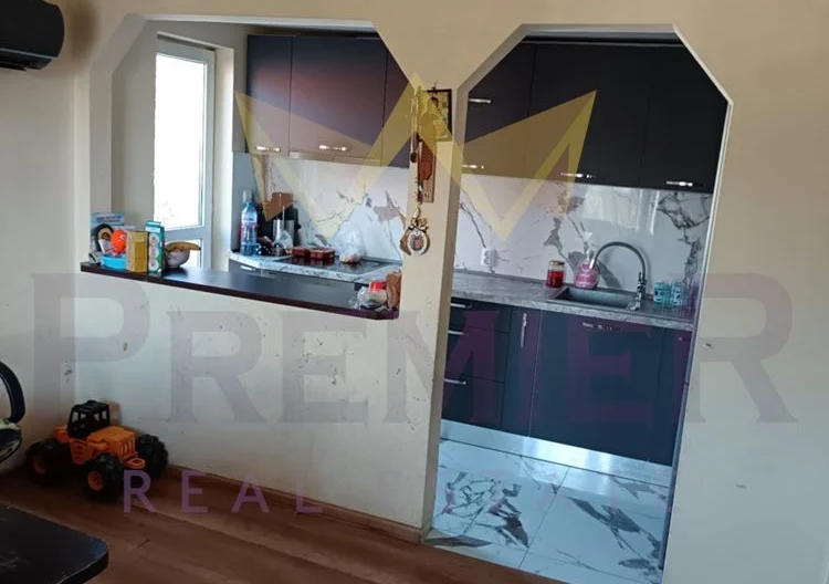 Двуетажна Къща в гр.Аксаково -  - снимка 9 - Имоти Премиер