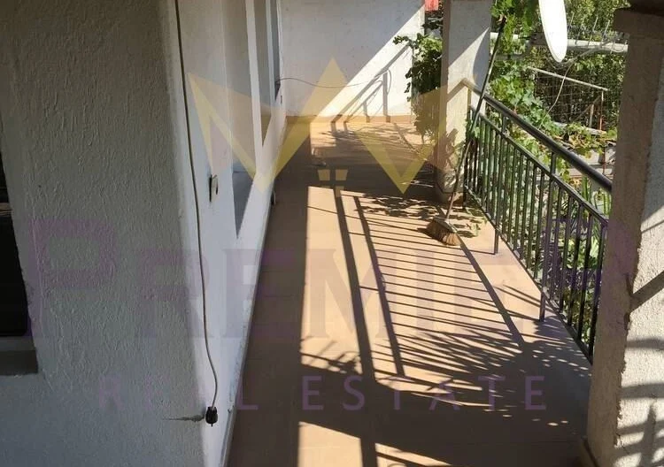 Двуетажна къща в кв. Кършияка -  - снимка 2 - Имоти Премиер