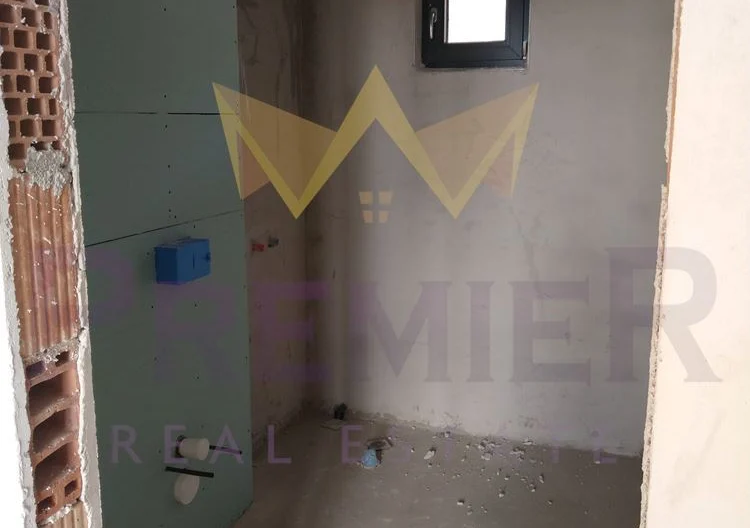 Двуетажна къща в кв. Виница -  - снимка 14 - Имоти Премиер