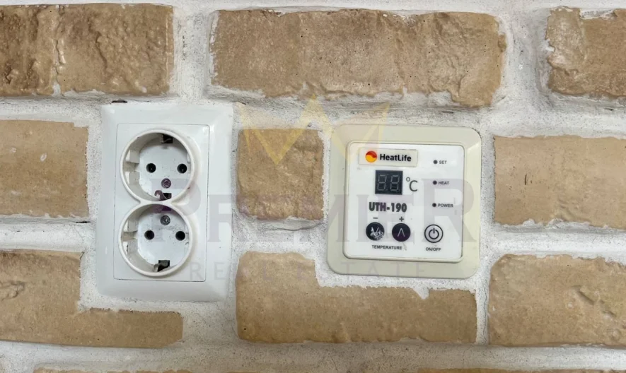 Двуетажна къща  в м. Перчемлията -  - снимка 23 - Имоти Премиер