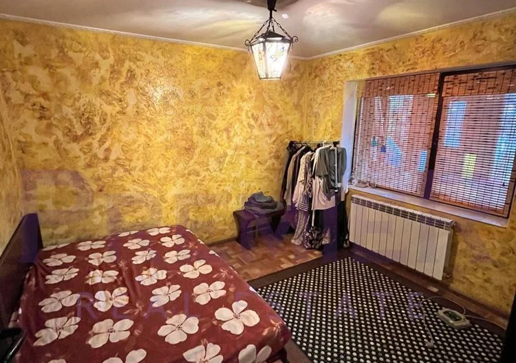 Двуетажна къща  в м. Перчемлията -  - снимка 7 - Имоти Премиер