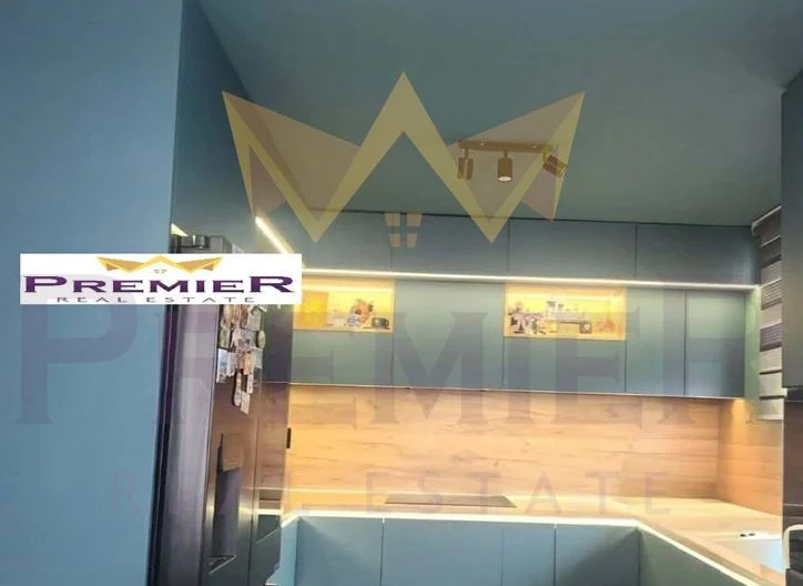 Двуетажна къща в м-ст Ментеше - - снимка 3 - Имоти Премиер