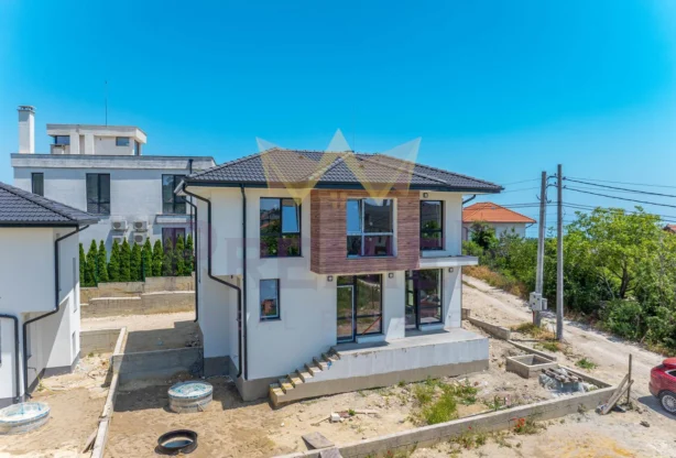 Агенция за недвижими имоти - Имоти Премиер - имот - 1028974, Цена: 289000 EUR