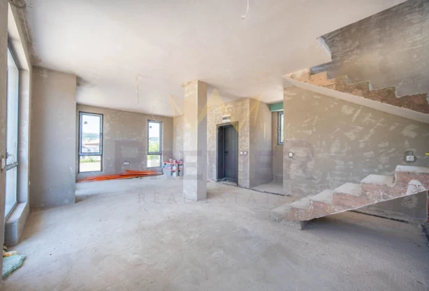 Агенция за недвижими имоти - Имоти Премиер - имот - 1028974, Цена: 298000 EUR