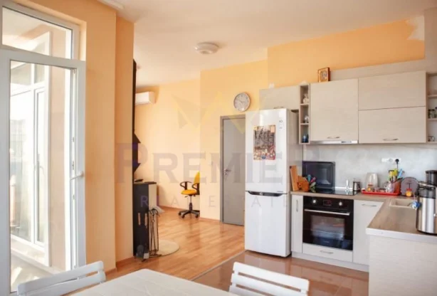 Агенция за недвижими имоти - Имоти Премиер - имот - 1240916, Цена: 215000 EUR