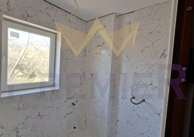 Двуетажна къща в с. Боряна -  - снимка 6 - Имоти Премиер