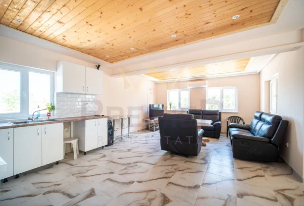 Агенция за недвижими имоти - Имоти Премиер - имот - 1177645, Цена: 185000 EUR