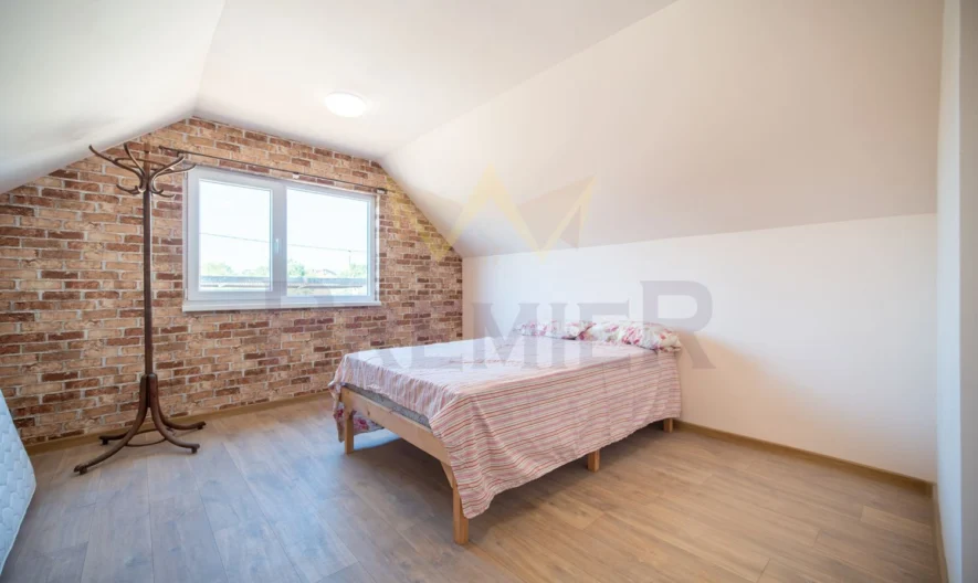 Двуетажна къща в с. Генерал Кантарджиево - - снимка 14 - Имоти Премиер