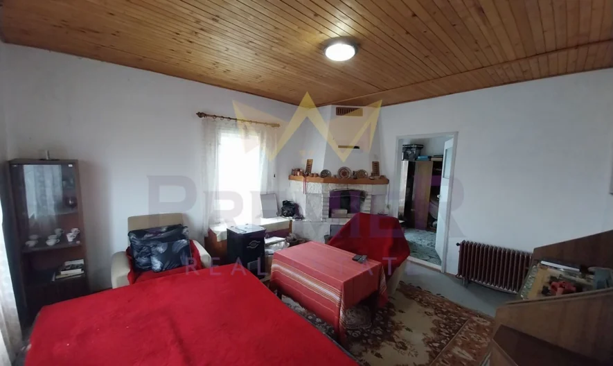 Двуетажна къща в с. Генерал Кантарджиево -  - снимка 2 - Имоти Премиер