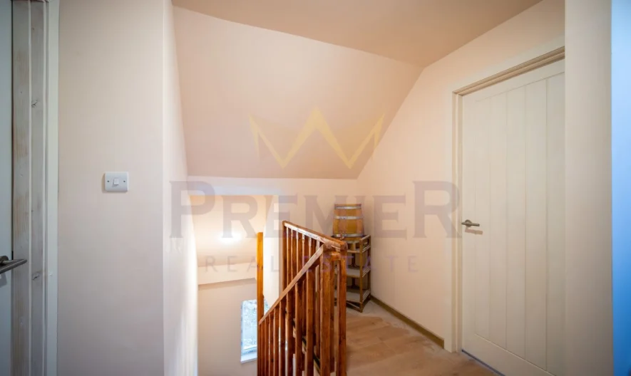 Двуетажна къща в с. Генерал Кантарджиево - - снимка 20 - Имоти Премиер